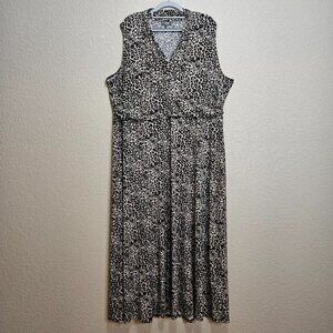 Sleeveless Leppard dress